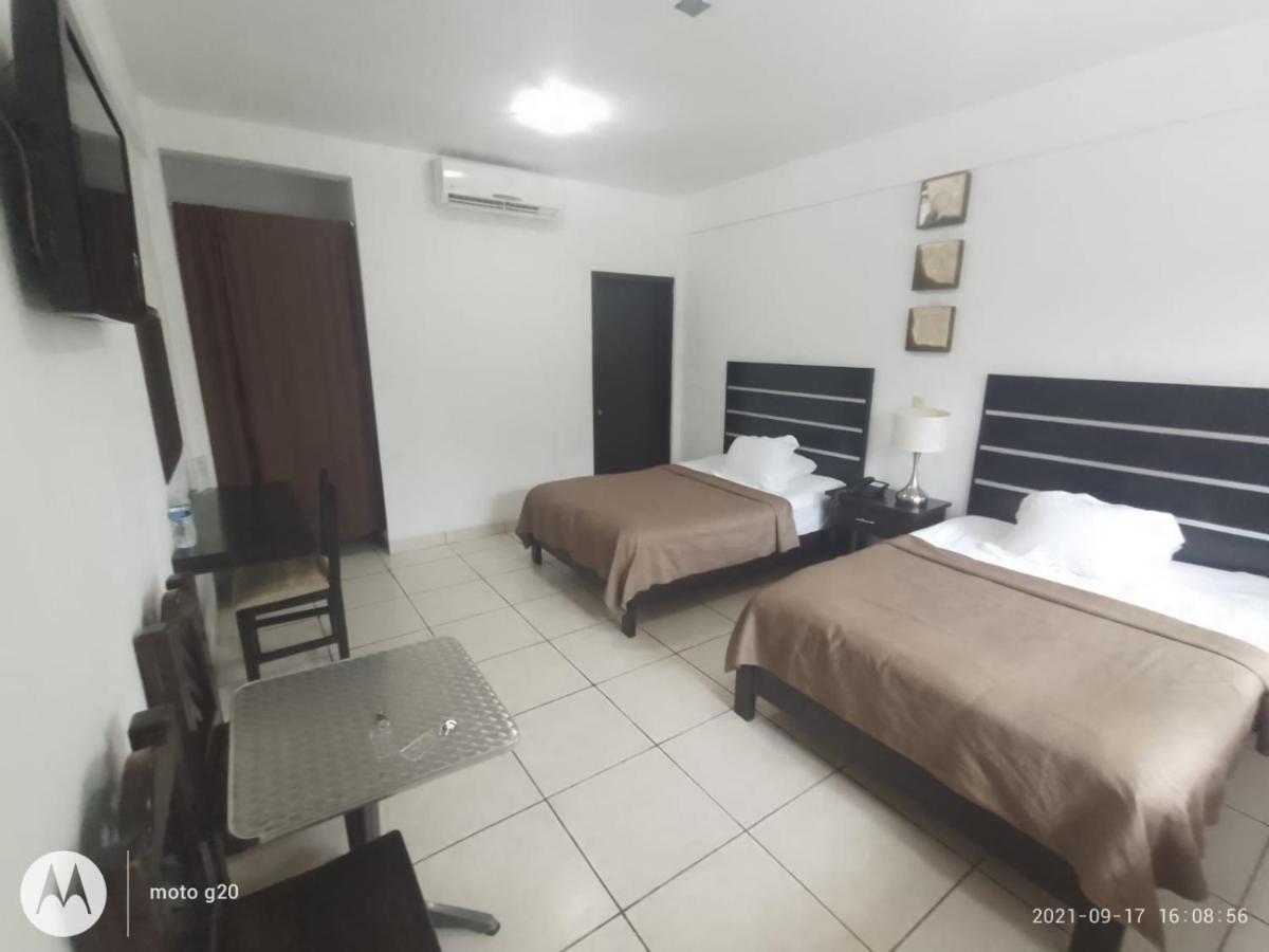 Hotel & Suites Mo Sak Tapachula Exterior foto